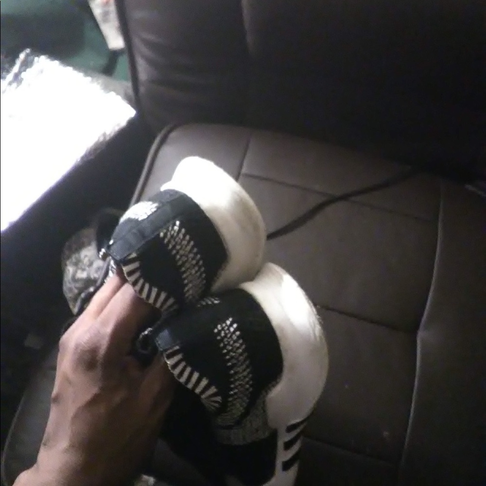 Running shoes mid condition willing to trade